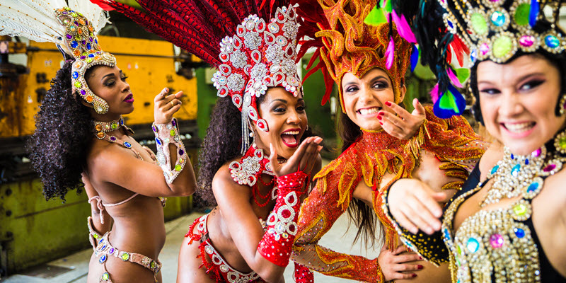 A tourist and a participant in Brazil's Carnival - Los Angeles Times